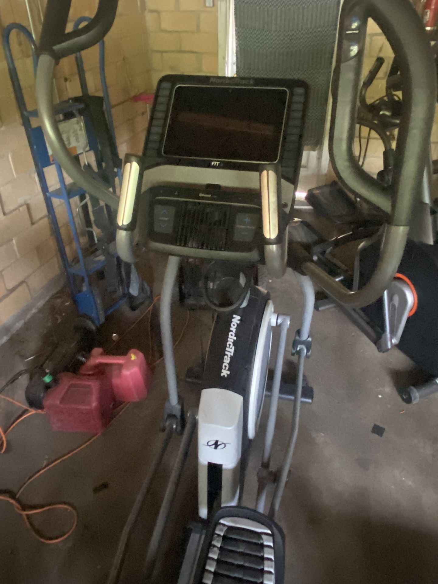 NordicTrack 14.9 Commercial Elliptical. Works Good! 