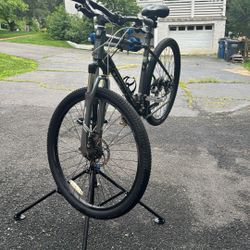 TREK HYBRID BIKE