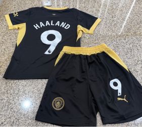 26/27 Manchester City Haaland black kids jersey and shorts kit