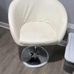 Vanity Chair 