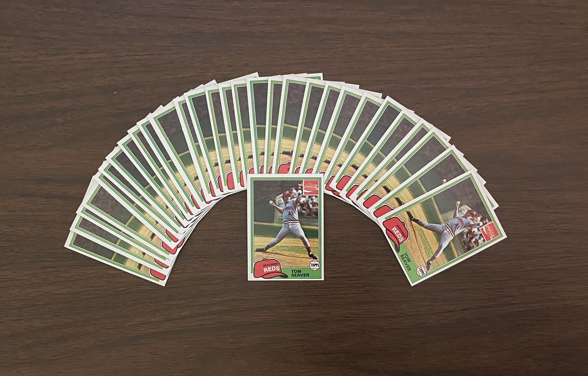 LOT OF 30 TOM SEAVER 1981 TOPPS COCA-COLA COKE BASEBALL CARDS # 10 HOF CINCINNATI REDS “TOM TERRIFIC”