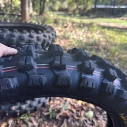 DUNLOP GEOMAX AT  (120/90-18) Rear