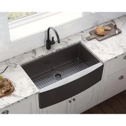 Ruvati Farmhouse Apron-Front Kitchen Sink 