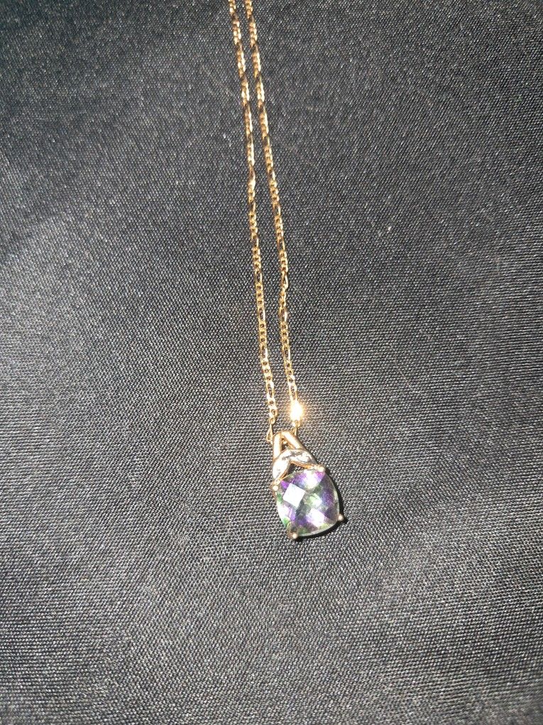 10 Kt Gold Mystic Fire Topaz Necklace