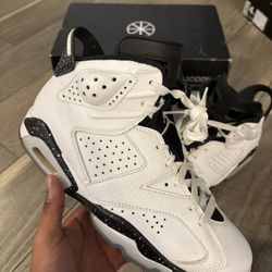 Retro Air Jordan 6 Reverse Oreo