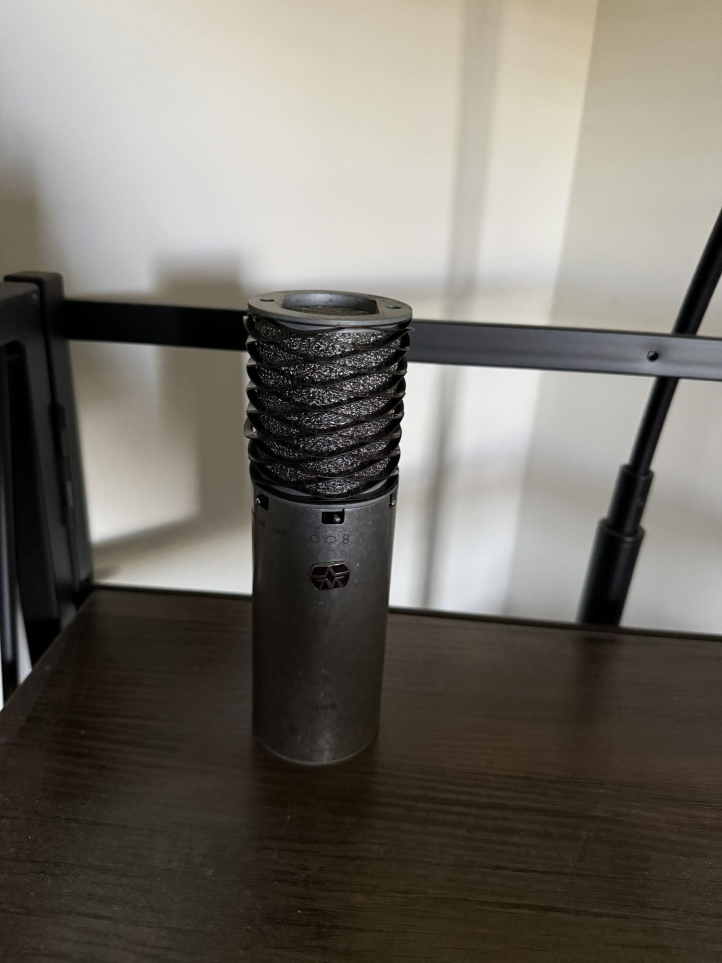 Aston Spirit Studio Microphone – Pro-Quality Condenser Mic – Excellent Condition