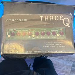Joemeek Threeq Mic Pre Amp Three Band Equalizer $ 175