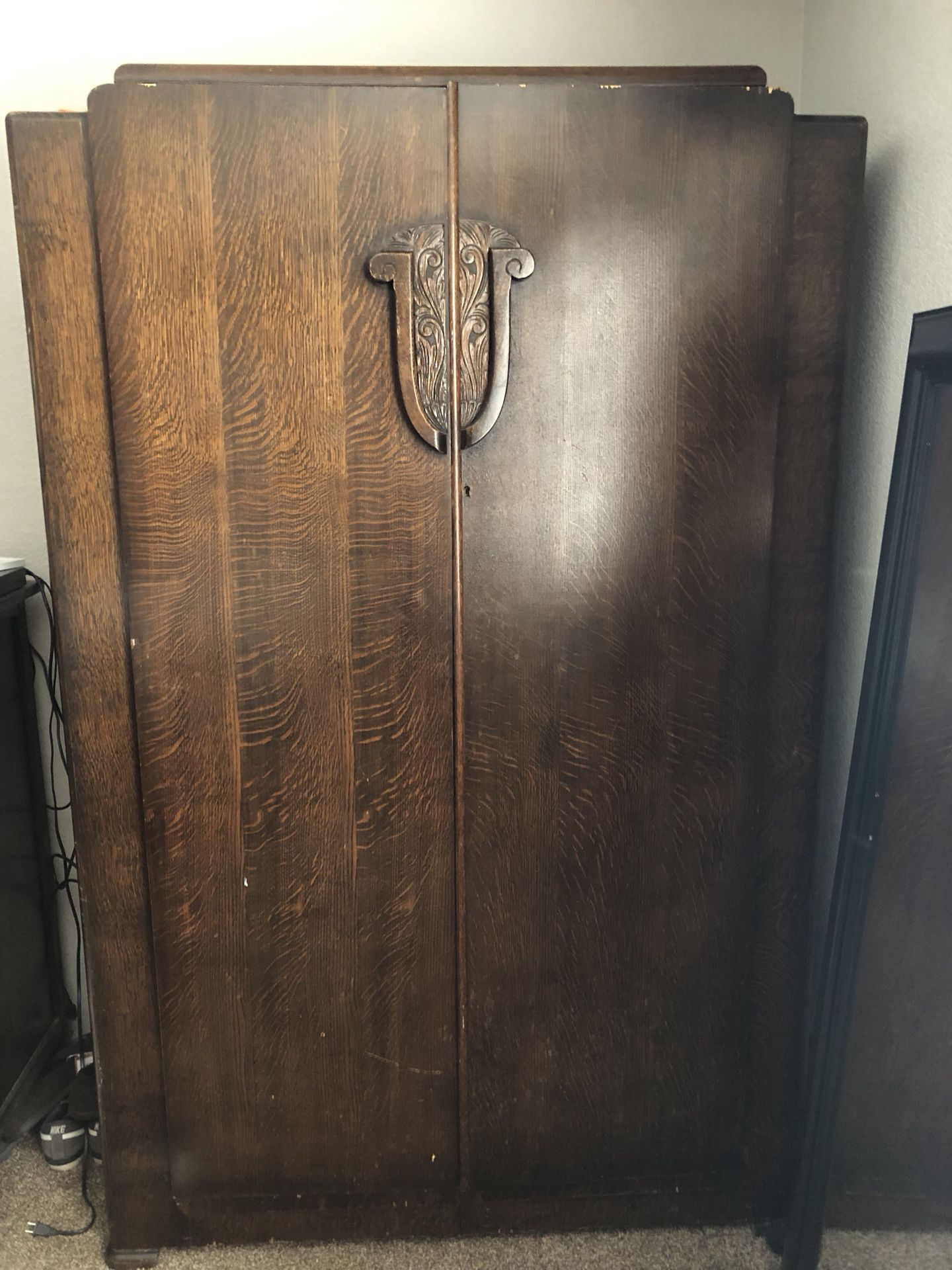 Antique armoire for sale, great condition.