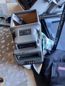 GMC Savana conversion van front center console