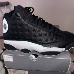 Air Jordan 13 retro black and white