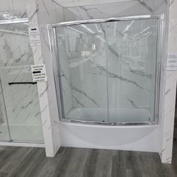 Bathtub & Glass Doors
