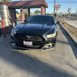 2015 Ford Mustang