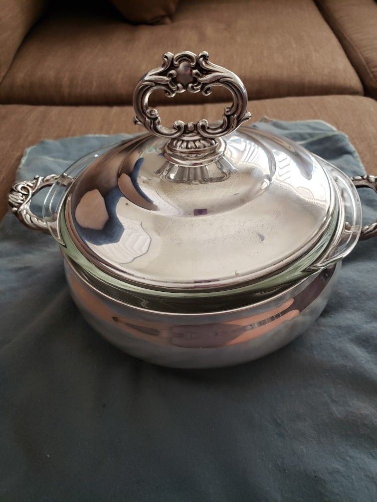 Vintage ENGLISH SILVER Mfg Corp Serving Bowl/Dish with original PYREX insert w/ Lid USA MADE* Buffums