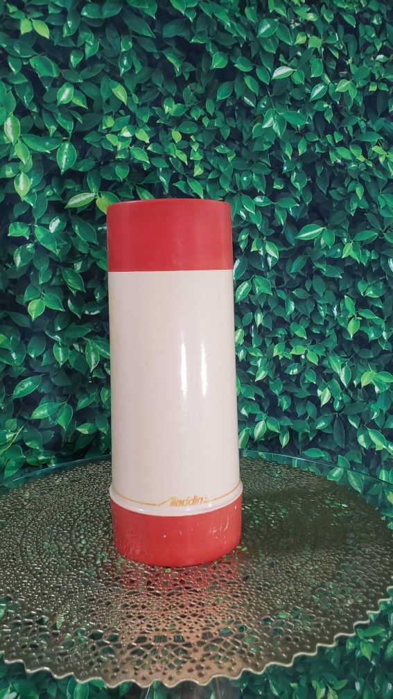 Aladdin Wide Mouth 1-Quart Thermos Bottle Red/Cream Made in USA Vintage 1970s
