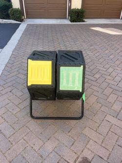 Dual Chamber Compost Tumbler – Easy-Turn, Heavy-Duty Outdoor Bin Composter with 2 Sliding Doors