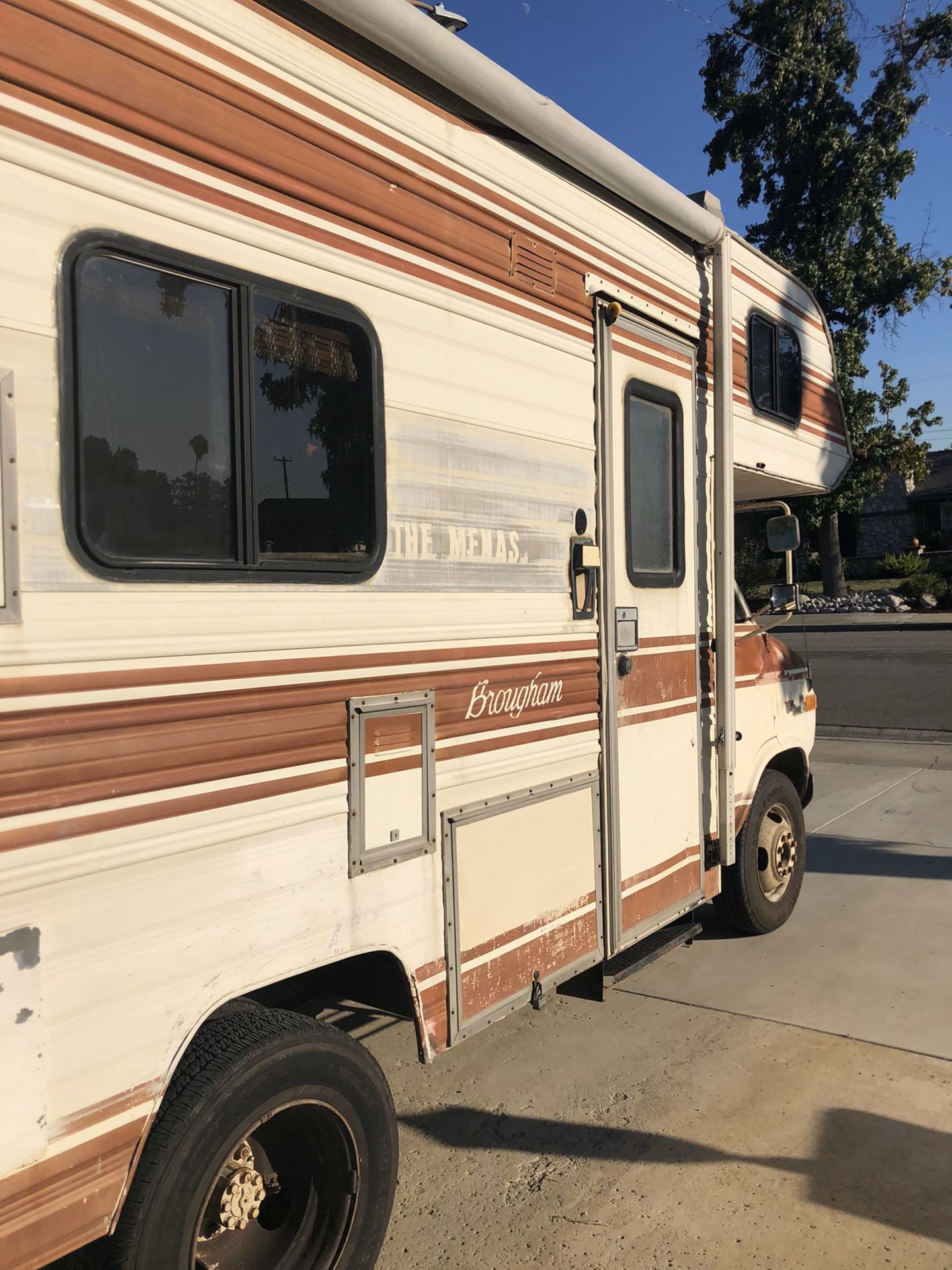 GMC BROUGHAM RV