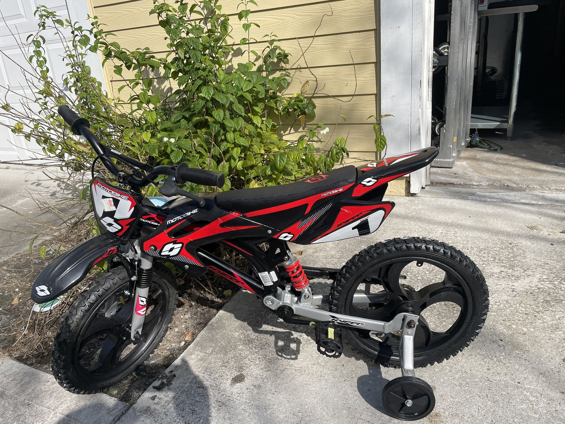 New Hyper 16