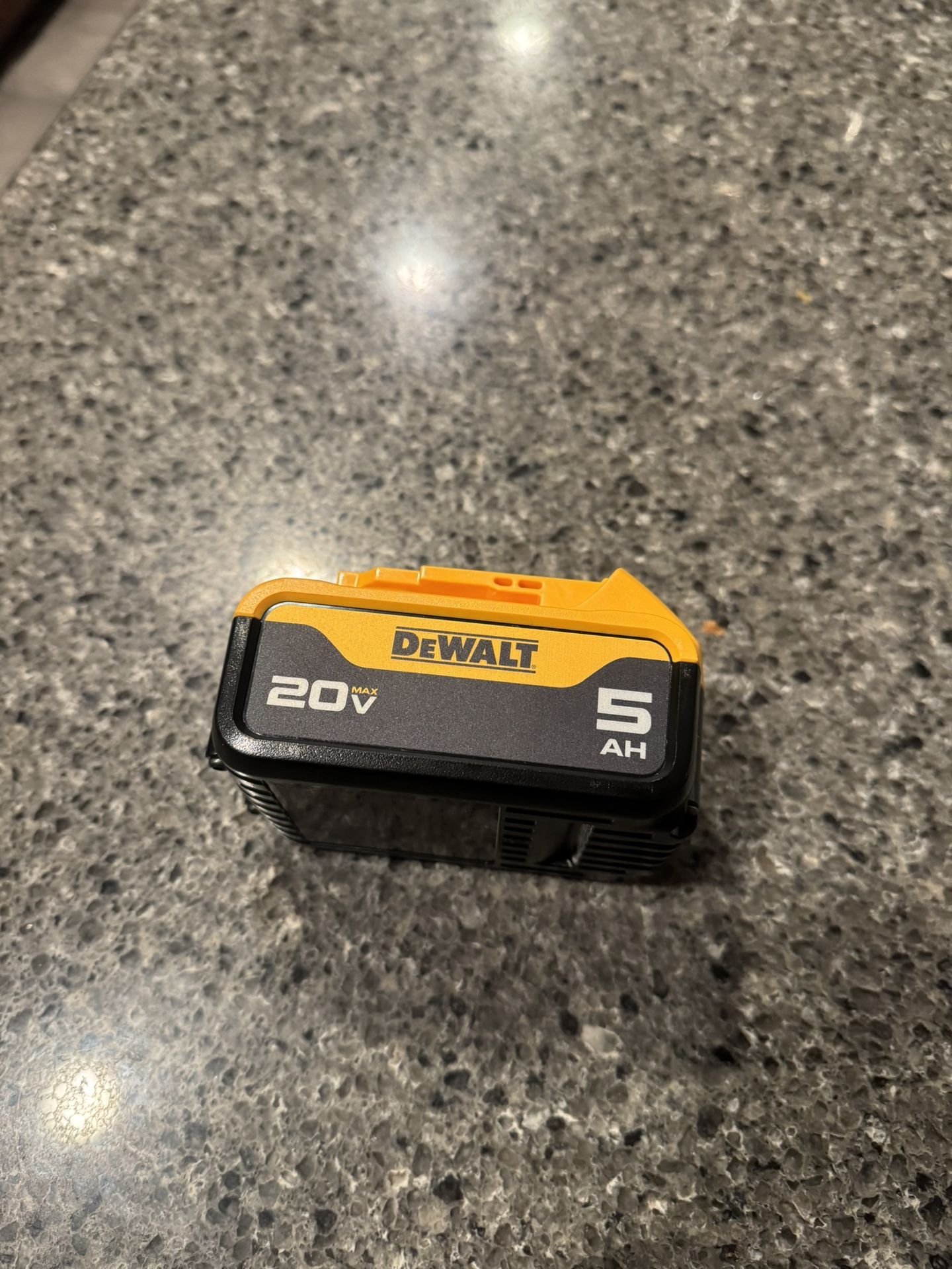 20 V DEWALT Battery 