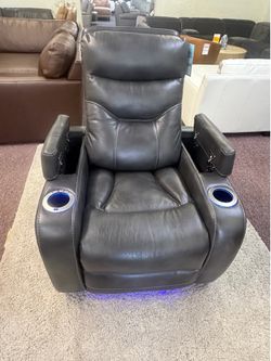 Top leather beyond recliner / JABARR
