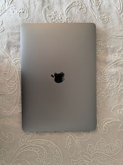 Apple MacBook Laptop Space Gray 2019