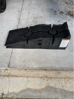 Rhino Ramps – Set of 2 – Great Condition