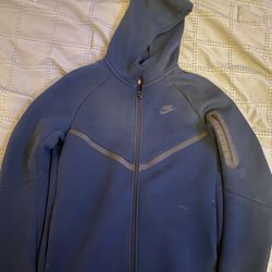 Blue Nike Tech xl