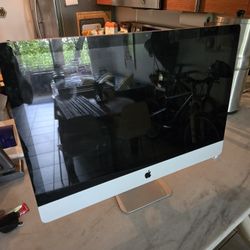 Apple Computer Damagee