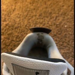 Jordan 4 Military 