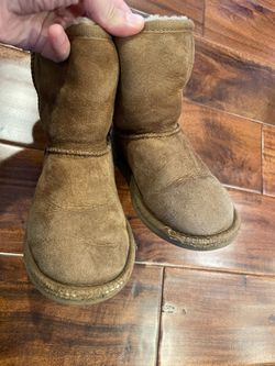 UGGs Kids Size 13