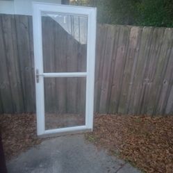 New Storm Door : White Aluminum & Glass 