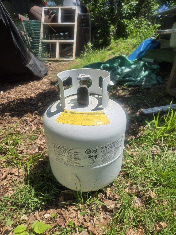 LP Tank 20 LBS. FULL