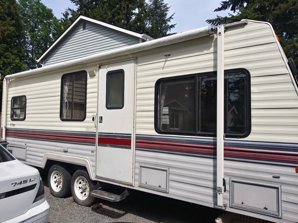 1993 Fleetwood Terry for Sale in Everett, WA - OfferUp