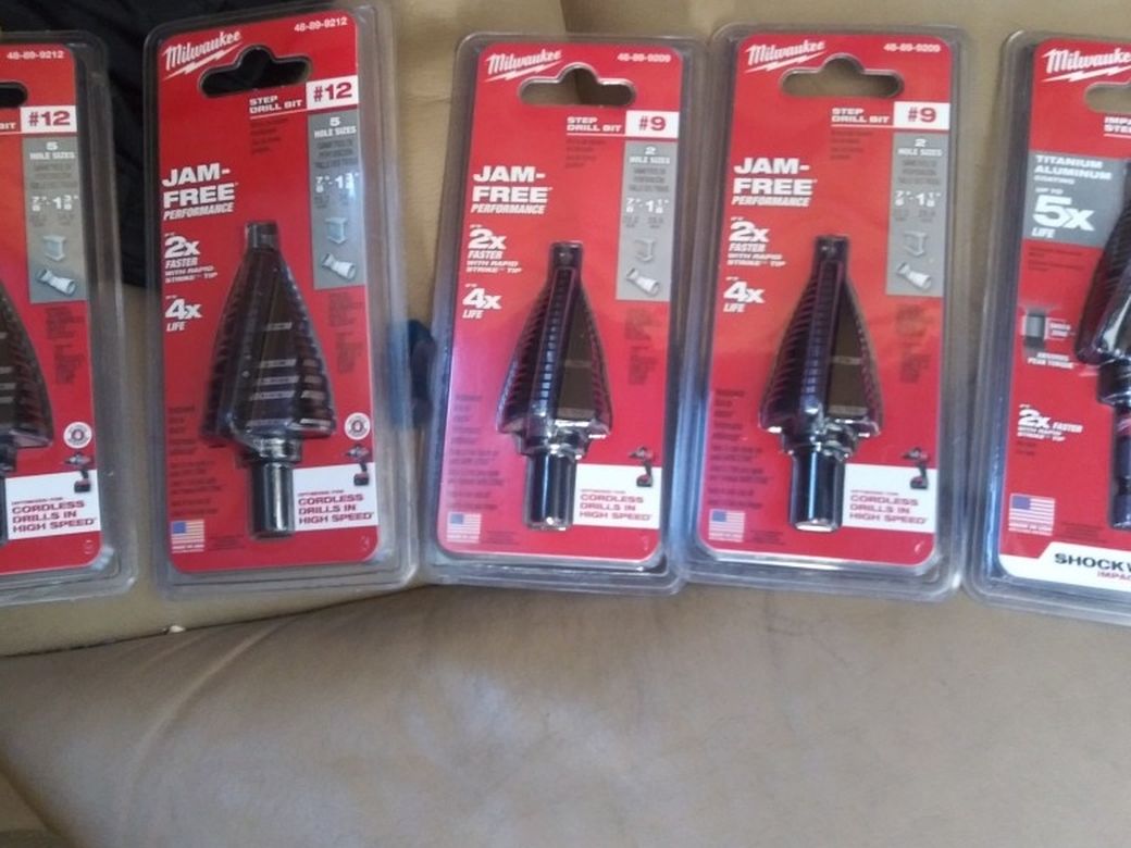 3 Different Milwaukee Drill Bits. 75% Off
