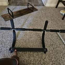 Pull Up Bar 