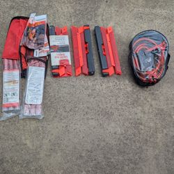  Emergency Kit Flares, Triangles And Jumper Cables