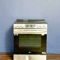 LG 6.3 cu. ft. Smart ELECTRIC Slide-In Range with Convection, Air Fry and EasyClean - $50 down