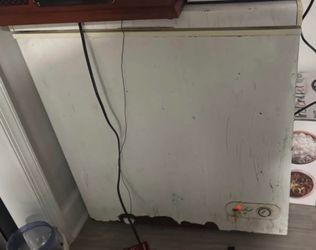 White Chest Freezer