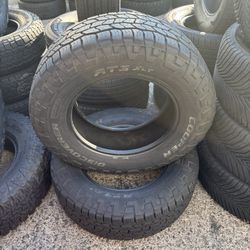 2 llantas LT265/70/18 dela cooper 95% de vida 