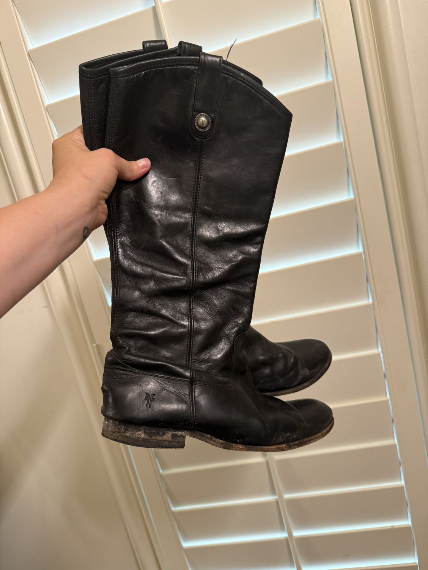 9.5 Boots