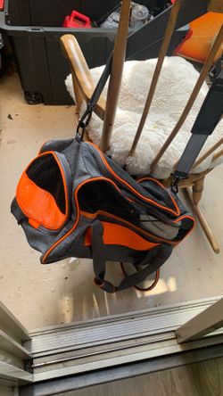 Pet carrier