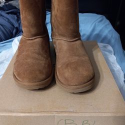 Uggs Kids Size 6