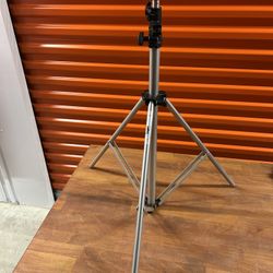 Bogen/Manfrotto 3097 Photography Light Stand – Made in Italy