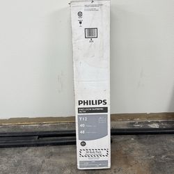 Philips Florescent Light Bulbs - 10 boxes