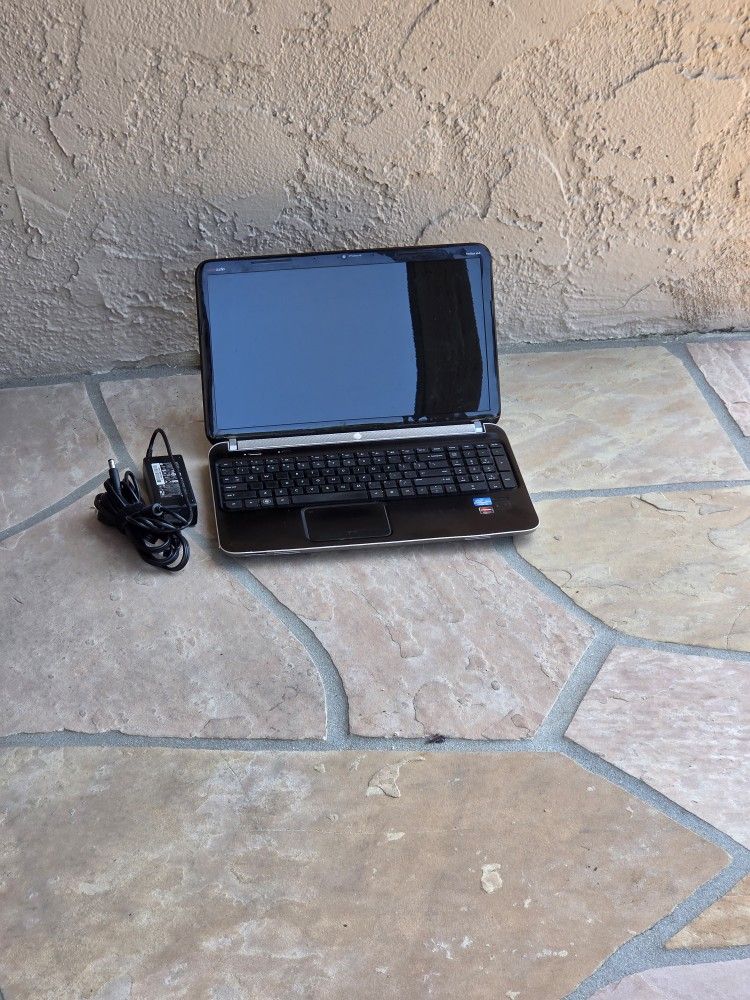 HP i7 Pavillion Notebook