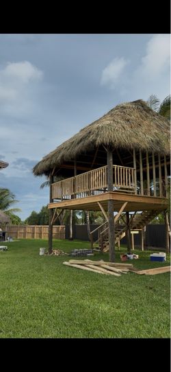 Tiki Hut
