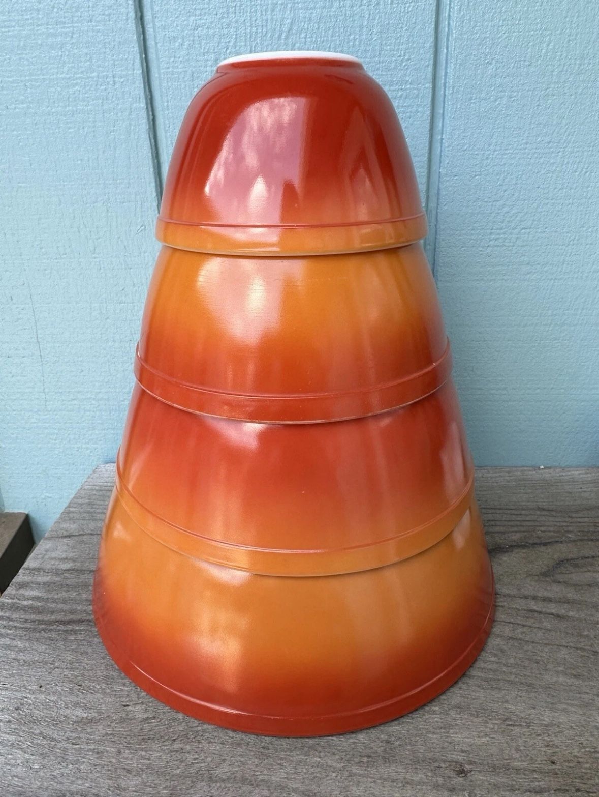 Pyrex flame glow Ambre Orange Nesting Bowls 1970s