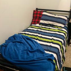 Twin Bed With Mattress 