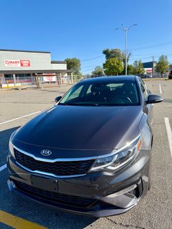 2019 KIA Optima