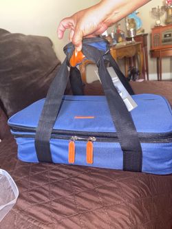 NEW Glass Baking Dish w/ Lid & Insulated Casserole Carrier – $35”.