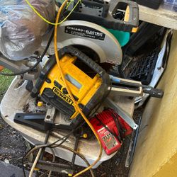 Saw And Power Battery Charger/ Radio 